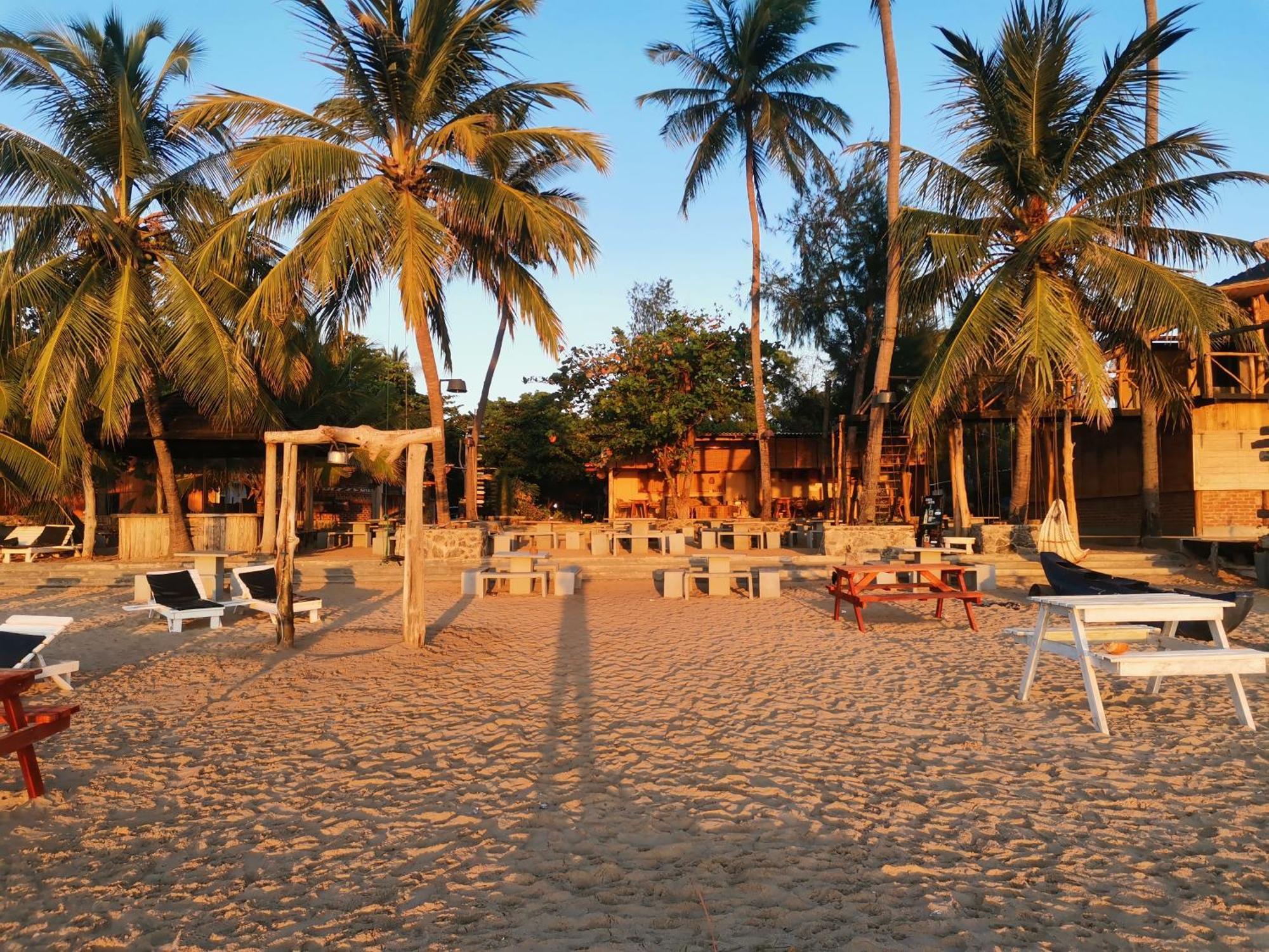 Surf Reef Beach Trincomalee Dış mekan fotoğraf