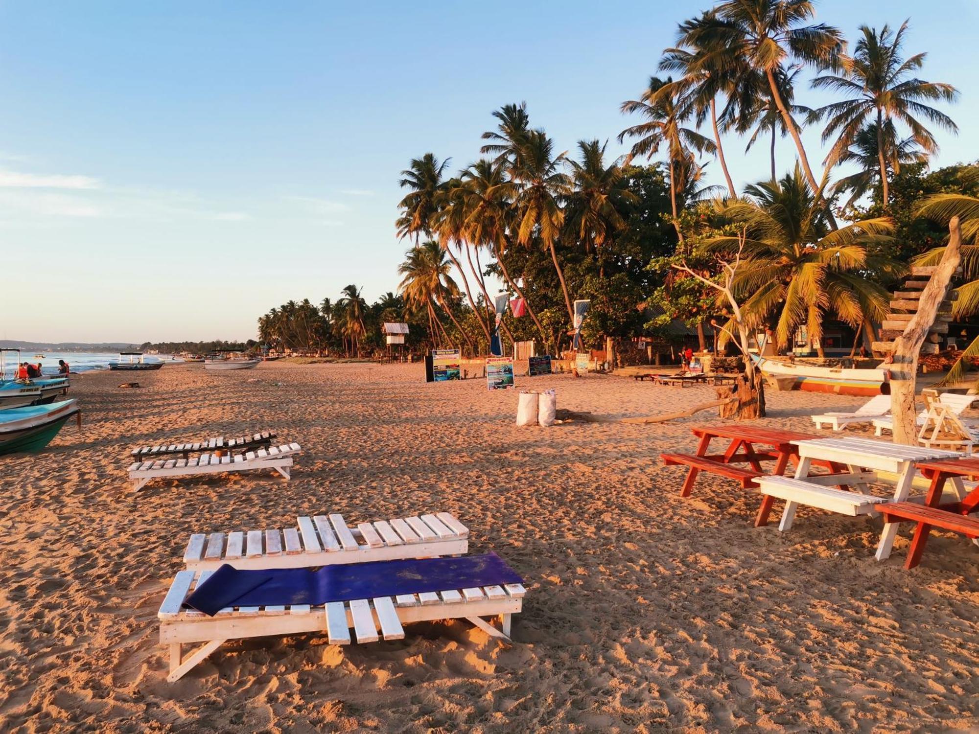 Surf Reef Beach Trincomalee Dış mekan fotoğraf