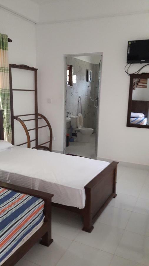 Surf Reef Beach Trincomalee Dış mekan fotoğraf